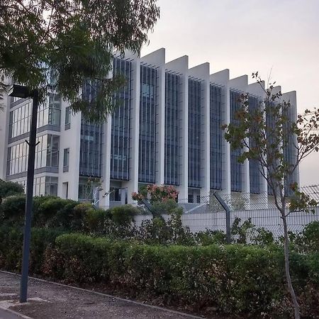 Studio In Herzliya, Near Idc & Park Buitenkant foto